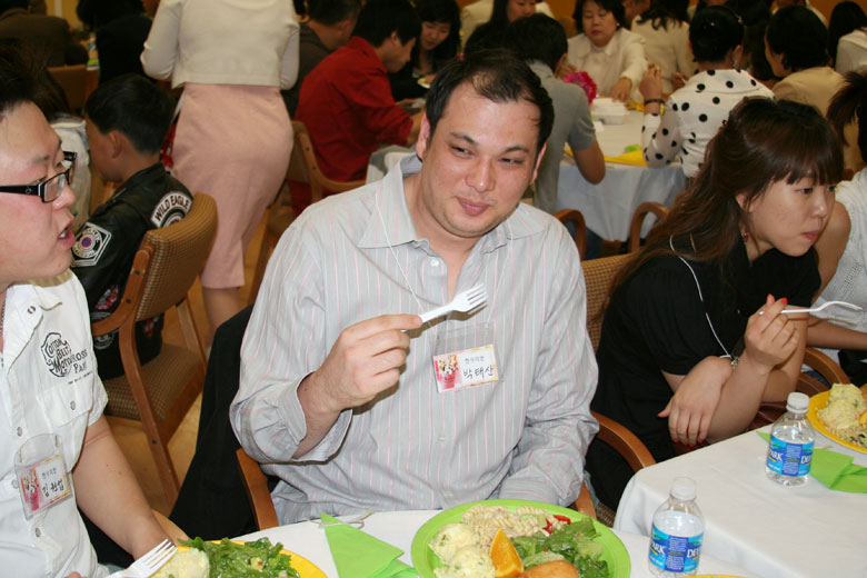 041209-easter (45).jpg